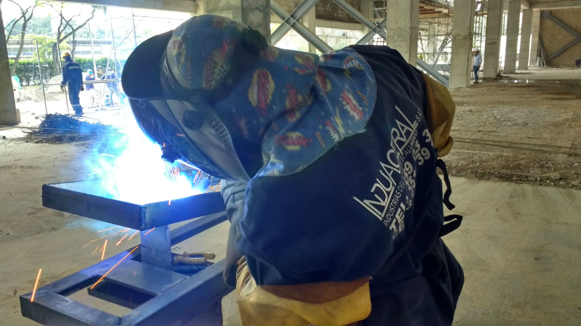 INDUACERAL S.A.S | Industrias del acero y el aluminio