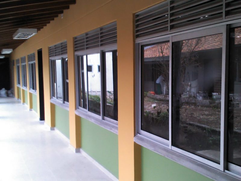 INDUACERAL S.A.S | carpintería metálica general en instituciones educativas| Industrias del acero y el aluminio | Metalmecánica Medellín | Estructuras metálicas Medellín | Carpintería metálica Medellín Colombia