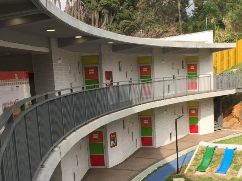 INDUACERAL S.A.S |Jardín infantil buen comienzo Lusitania | Industrias del acero y el aluminio | Metalmecánica Medellín | Estructuras metálicas Medellín | Carpintería metálica Medellín Colombia