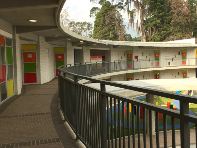 INDUACERAL S.A.S |Jardín infantil buen comienzo Lusitania | Industrias del acero y el aluminio | Metalmecánica Medellín | Estructuras metálicas Medellín | Carpintería metálica Medellín Colombia